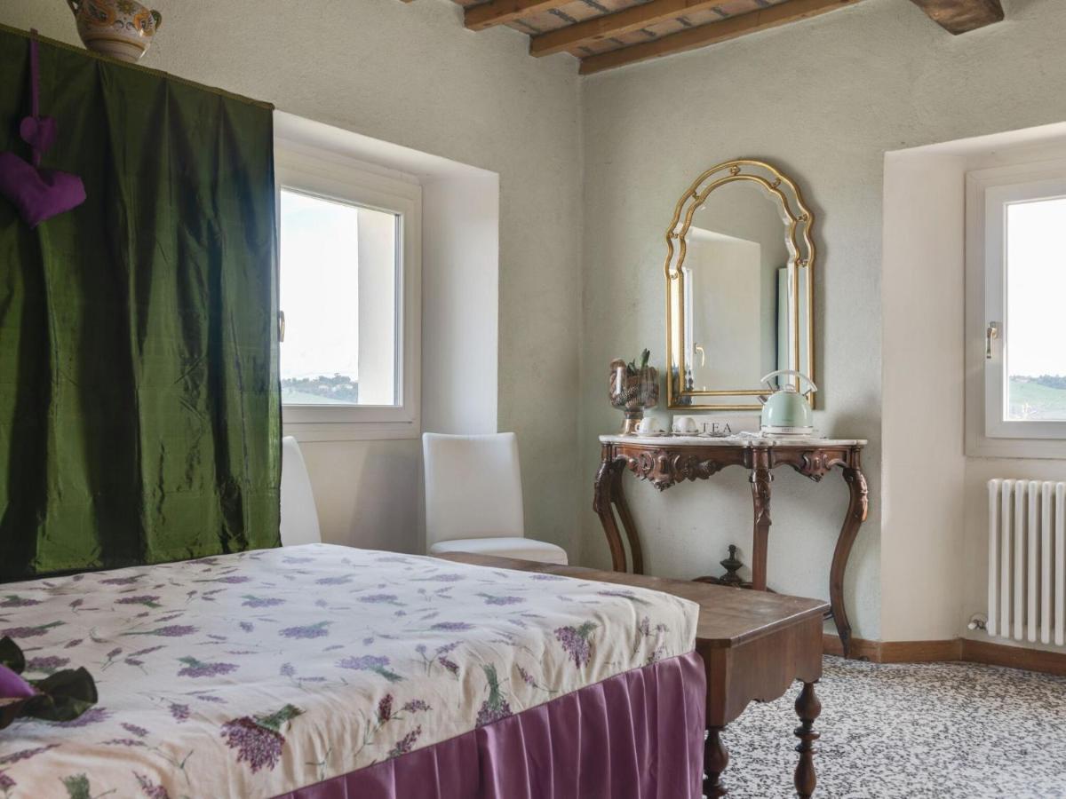 Soulful Holiday Home In Modena Wth Garden Exteriör bild