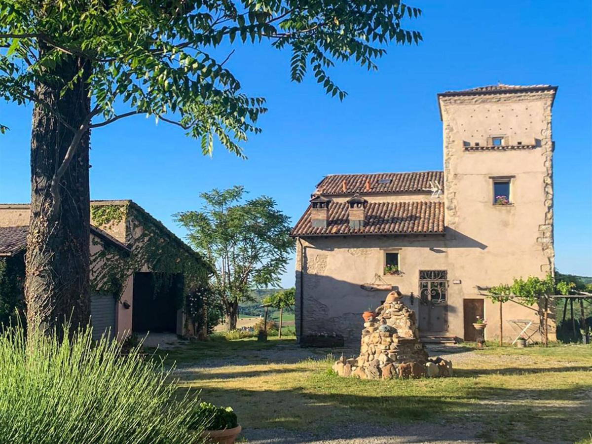Soulful Holiday Home In Modena Wth Garden Exteriör bild